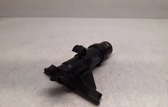 BMW 5 E60 E61 Headlight washer spray nozzle 61677038415 61677038416