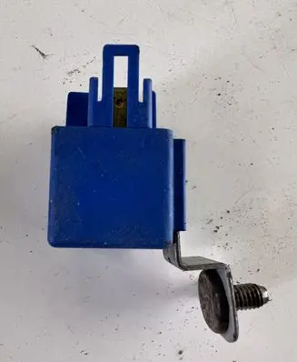Hyundai Tucson JM Other relay 952252E000 952252E00 952252000