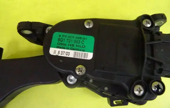 Seat Ibiza III (6L) Accelerator throttle pedal 6Q1721503C