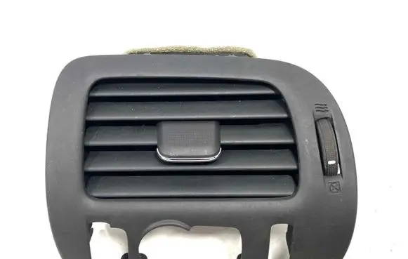 Chevrolet Volt I Dashboard side air vent grill/cover trim 22774482 22774490 SP16909