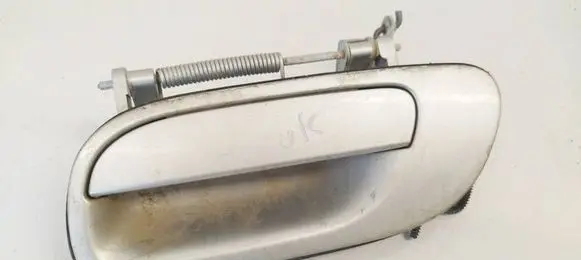 Volvo V70 Front door exterior handle 