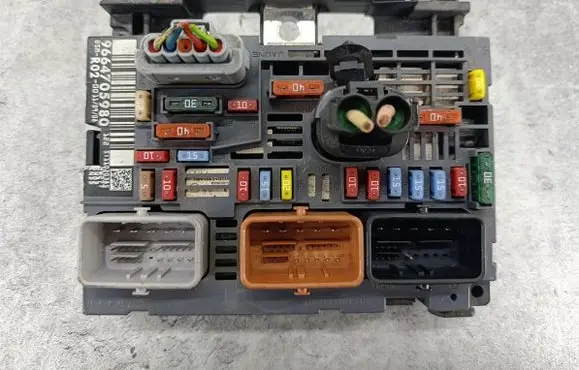 Peugeot 407 BSM Control unit 9664705980