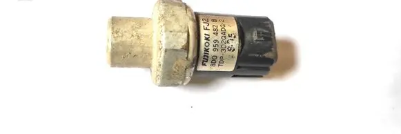 Audi A6 S6 C5 4B Air conditioning (A/C) pressure sensor 8D0959482B