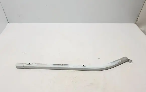 Dacia Dokker Sliding door middle roller runner 777900579R