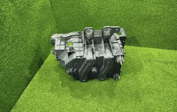 Battery box tray