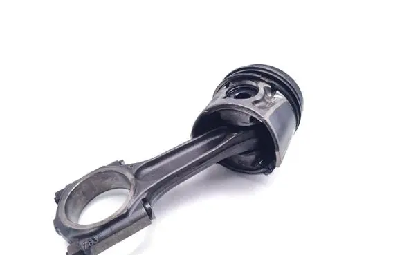 Volkswagen Caddy Piston with connecting rod CAYD