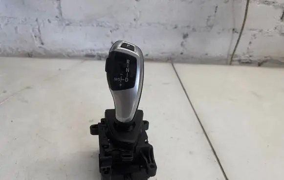 BMW 4 F32 F33 Gear shifter/selector 9296896