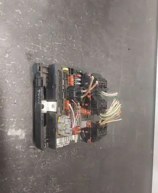 Peugeot 407 BSM Control unit 9661281580