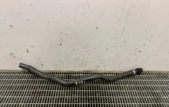 BMW 4 F32 F33 Engine coolant pipe/hose 9208184 64219208184