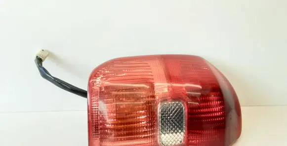 Toyota RAV 4 (XA20) Rear/tail lights