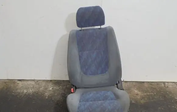 Nissan Almera Tino Other seats 