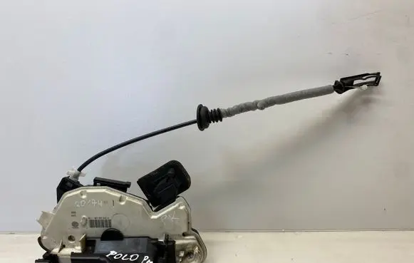 Volkswagen Polo V 6R Front door lock 5K1837015H