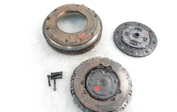 Volkswagen Golf IV Flywheel 320028610 027106273D 120018110