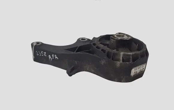 Opel Astra J Engine mount bracket 13248600