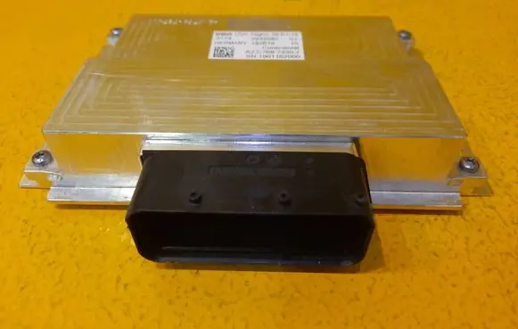 BMW i8 Central body control module 2849382 A2C76873301 1901162000