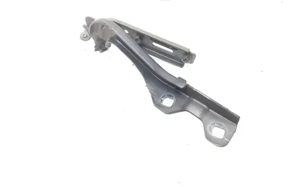 Engine bonnet/hood hinges