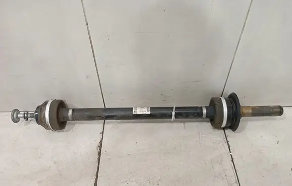 BMW M5 F90 Rear driveshaft 7856936