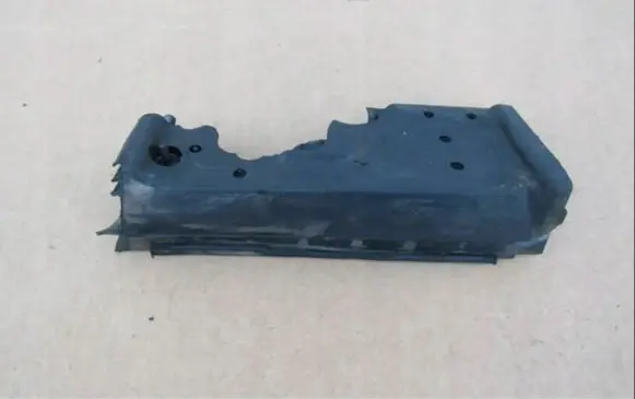 BMW 7 F01 F02 F03 F04 Engine compartment rubber 9127396