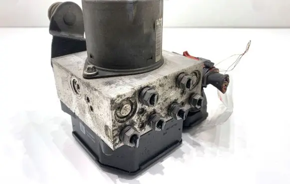 Volkswagen PASSAT B7 ABS Pump 3AA614109AQ