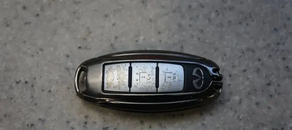 Infiniti Q50 Ignition key/card S180144202