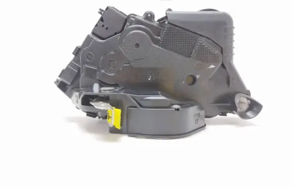Toyota Prius (XW20) Front door lock 5314YZ