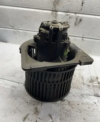 Opel Vectra B Interior heater climate box assembly 6537311