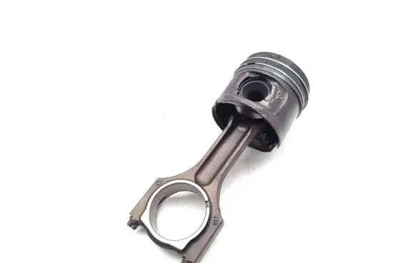 BMW 1 E81 E87 Piston with connecting rod N47D20A