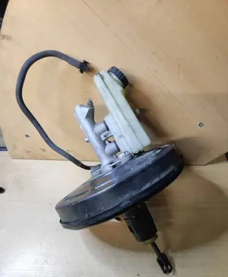 Renault Megane II Brake booster 8200157453