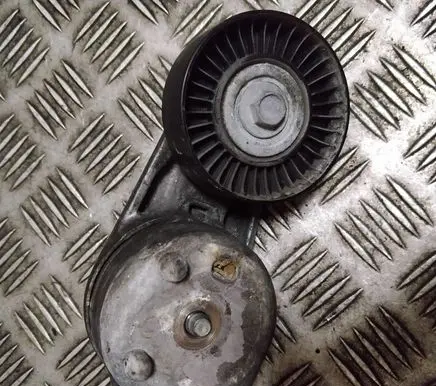 Jaguar F-Type Generator/alternator belt tensioner