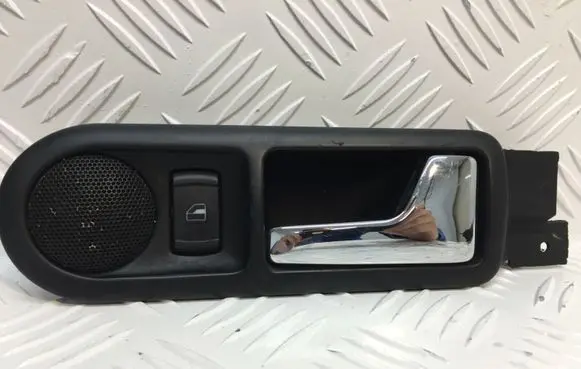 Volkswagen PASSAT B5 Rear door interior handle 3B0839114