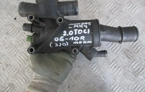 Ford Mondeo MK IV Thermostat housing 