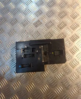 Mercedes-Benz C W204 Comfort/convenience module 2045458832 2129021201