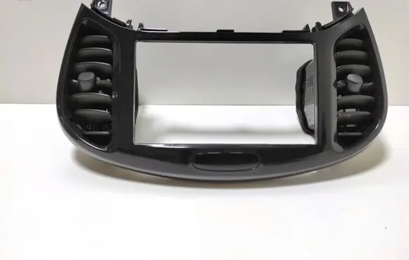 Nissan Juke I F15 Dash center air vent grill 687501KE0A
