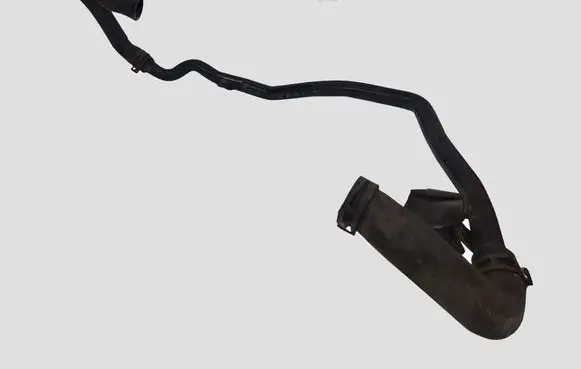 Volkswagen Golf VI Engine coolant pipe/hose