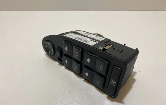 BMW 5 E39 Electric window control switch 8368986