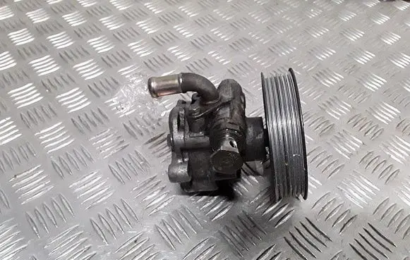 Audi A3 S3 8L Power steering pump 1J0422154A