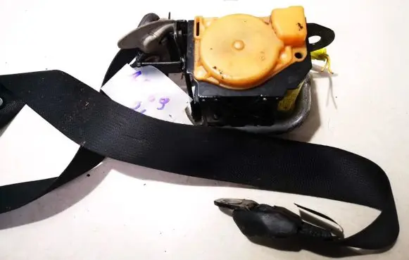 Toyota Avensis T250 Front seatbelt 7321005051 73210-05051