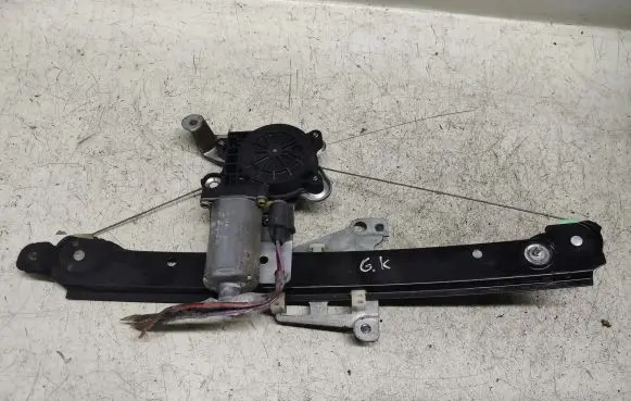 Volvo XC70 Rear door window regulator with motor