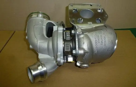 BMW 6 G32 Gran Turismo Turbo 40004809T