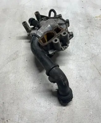 Mercedes-Benz E W212 Water pump 013046804KT