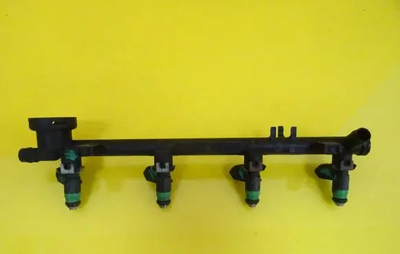 Renault Scenic II - Grand scenic II Fuel main line pipe H028797 7700107405 7700112777