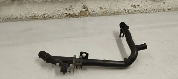 Volkswagen Tiguan Engine coolant pipe/hose 03l121065aj