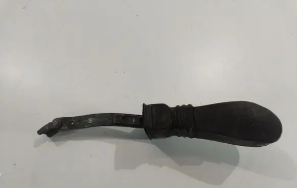 Audi A4 S4 B8 8K Front door check strap stopper 8K0837267B