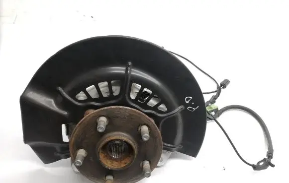 Toyota RAV 4 (XA50) Front wheel hub