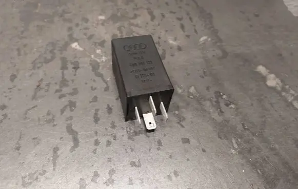 Audi A3 S3 8L Other relay 4D0907131 382