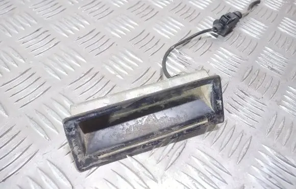 Tailgate opening switch