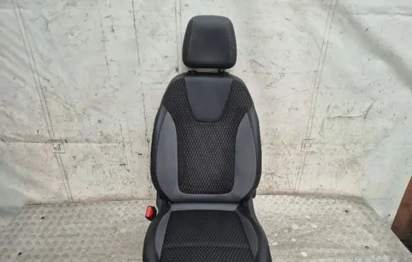 Opel Crossland X Front driver seat 39143089 13511064 13511070