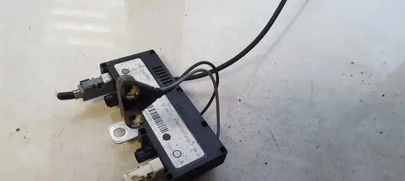 Antenna control unit