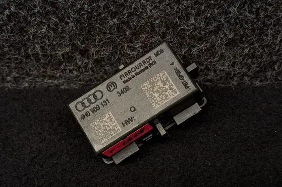 Keyless (KESSY) go control unit/module