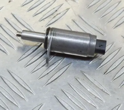 Volkswagen Tiguan Turbo solenoid valve 06E103697M